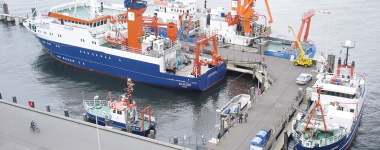 2) GEOMAR Vessels (Image Courtest Of GEOMAR)